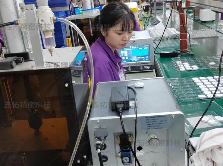 连拓精密定位器气密性检测仪（生产线使用实拍2）.jpg