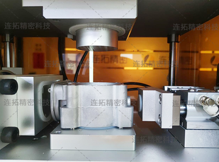 连拓精密电机外壳（压铸铝）气密性检测仪（治具实拍）.jpg