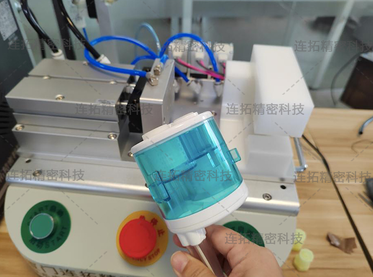 连拓精密医疗用品气密性测试的样品.jpg