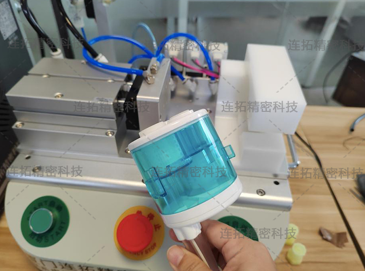 连拓精密医疗用品气密性测试的样品.jpg