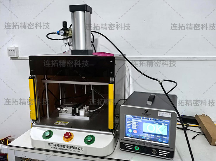 连拓精密金属件气密性检测仪(检测实拍).jpg